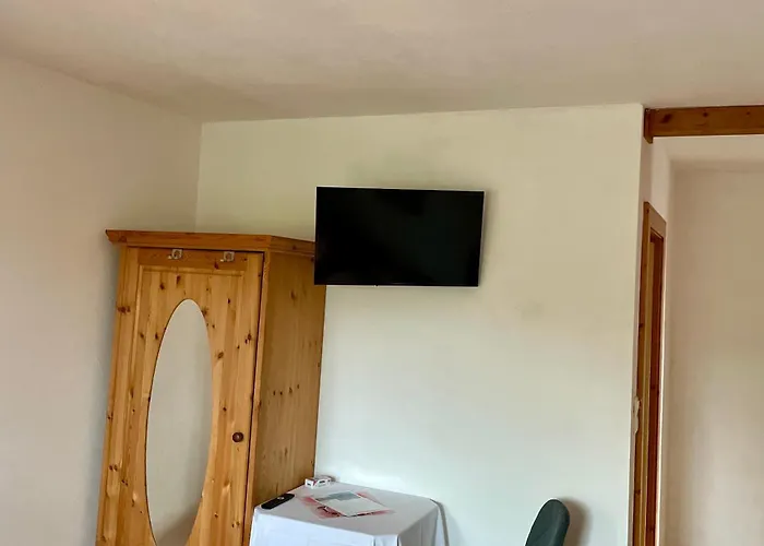 Gaestehaus Anna بيت ضيافة *